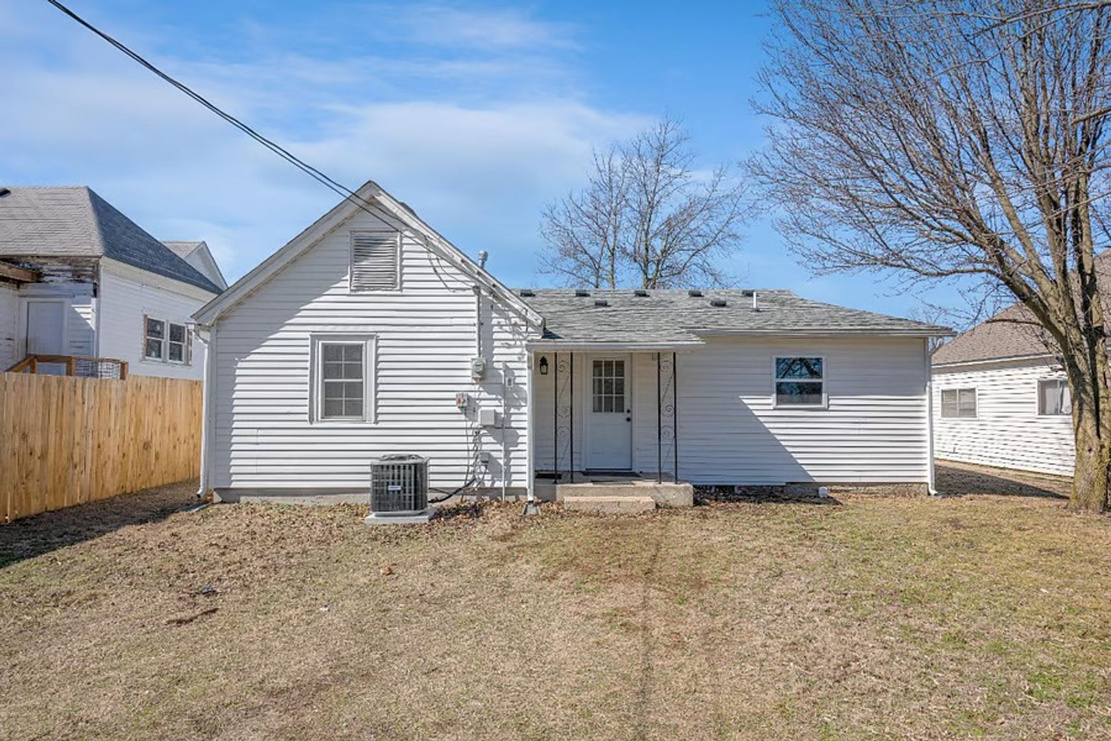 Coming Soon Fully Furnished Home In Webb City 2 2 Includes All Appliances All Utilities Pest Control Lawncare Wifi – photo 2