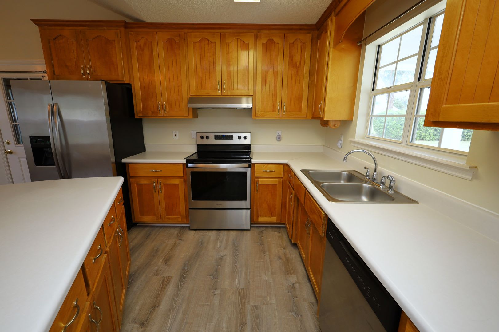 4200 Shadowwood Dr – photo 5