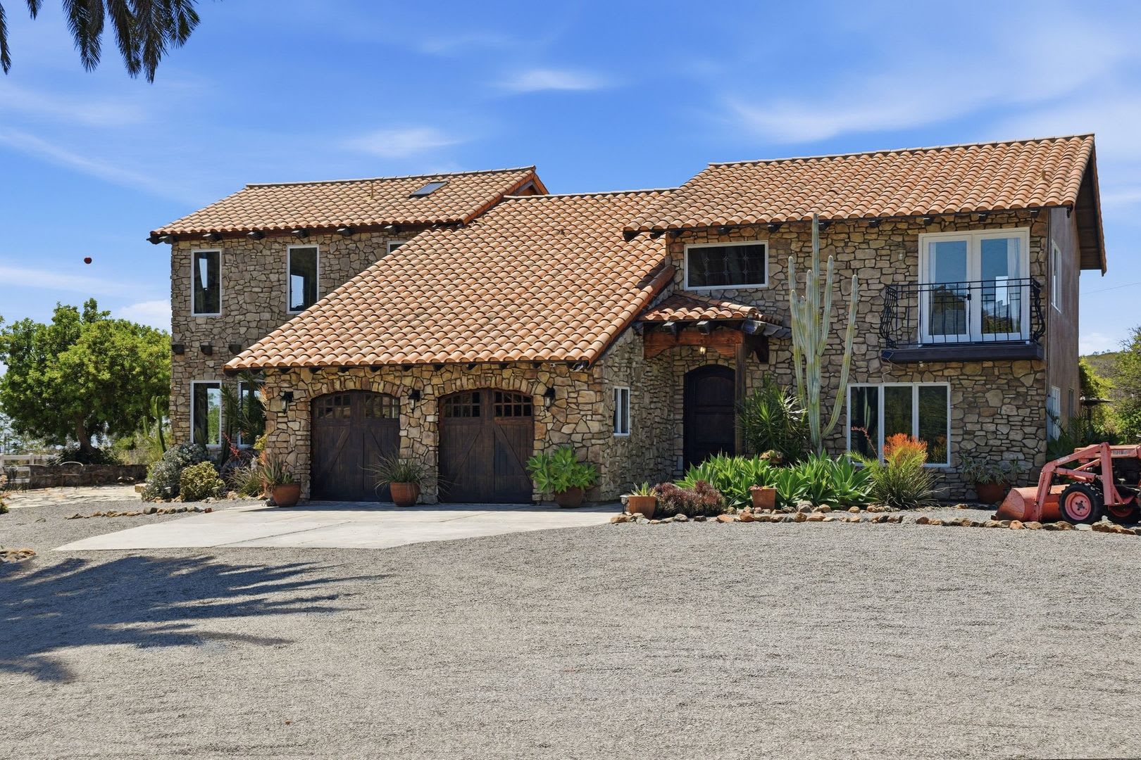 Luxury Custom Remodeled Home With Ocean Mesa Views On 4 4 Acres In Elfin Forest Private Resort Style Living – photo 1