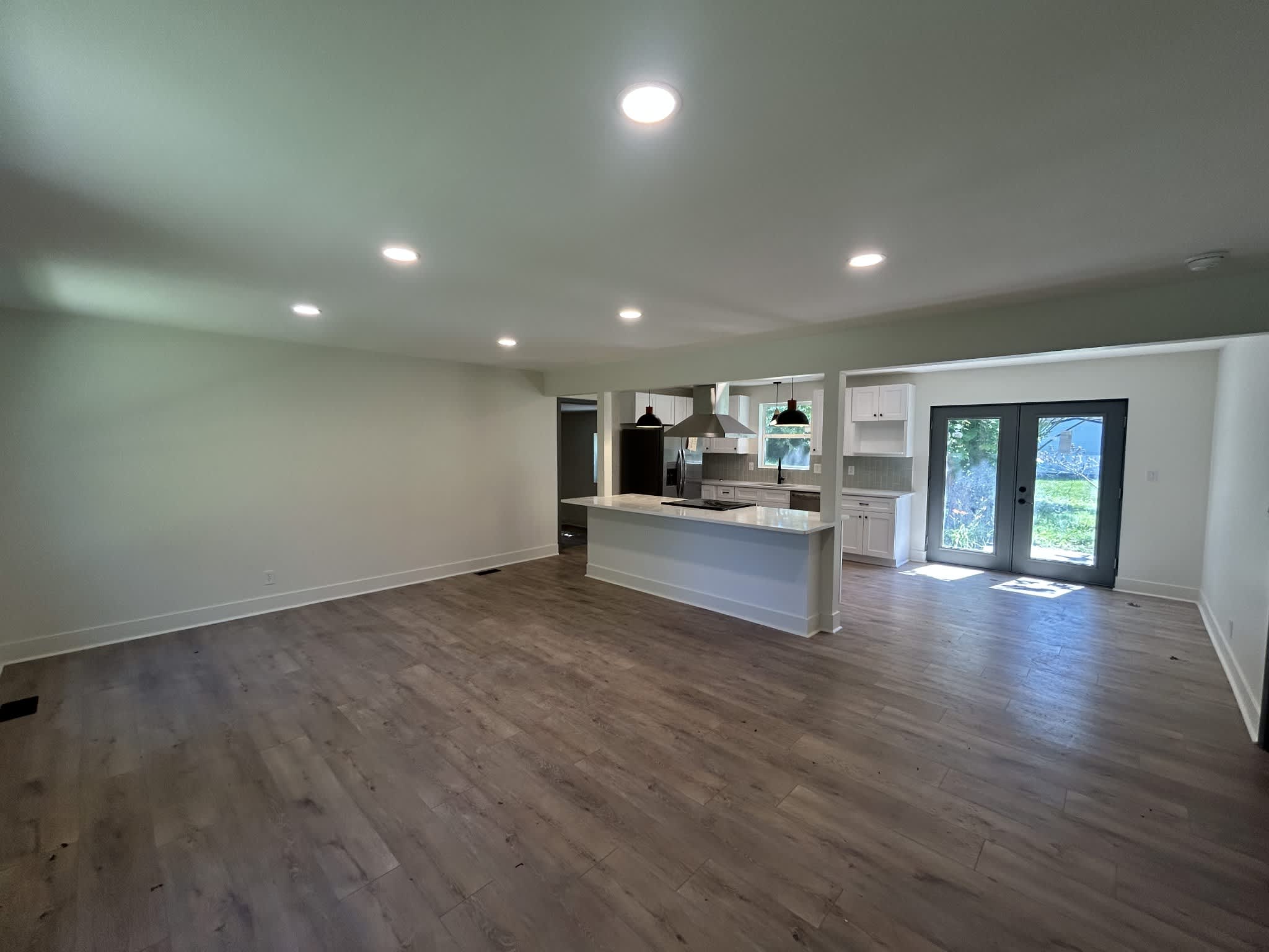1783 Warfield Drive – photo 2