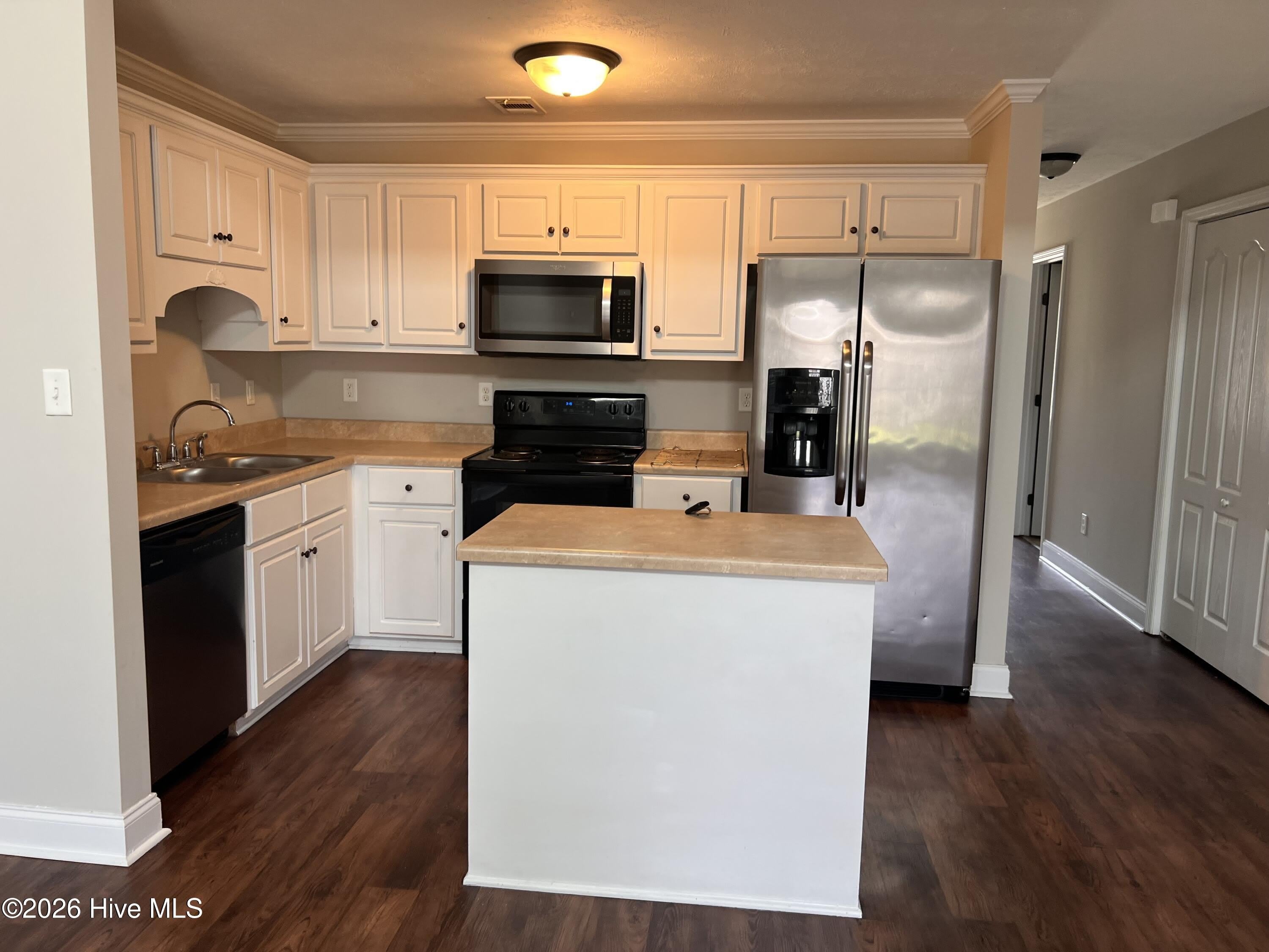 823 Bryan Circle – photo 2