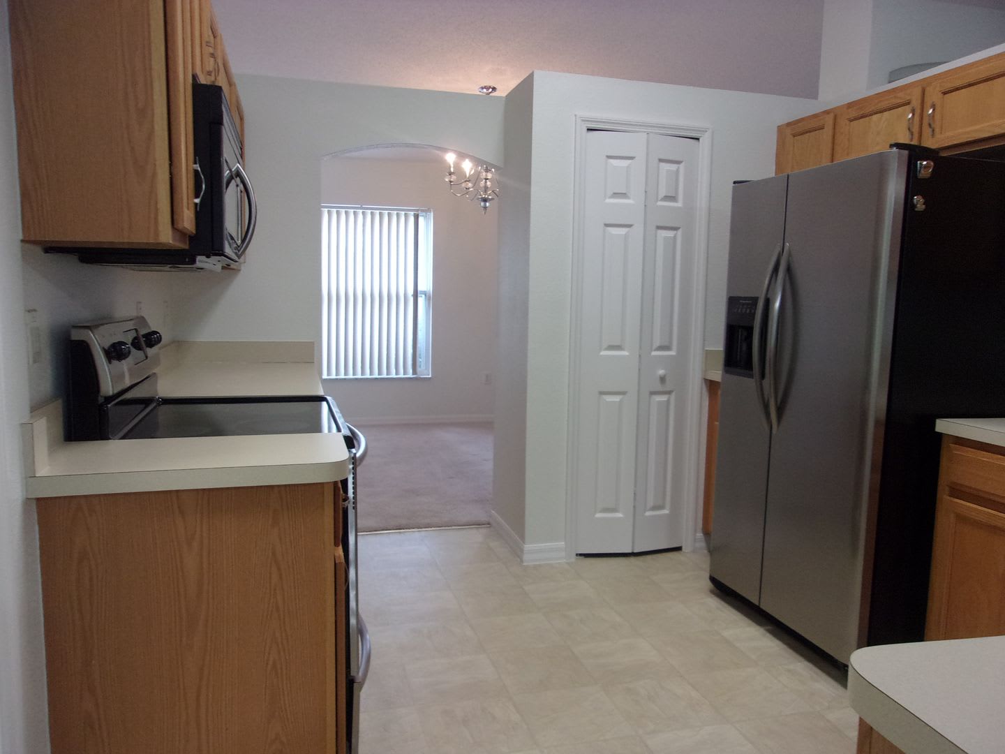 Beautiful & Spacious 3 Bedroom Home – photo 3