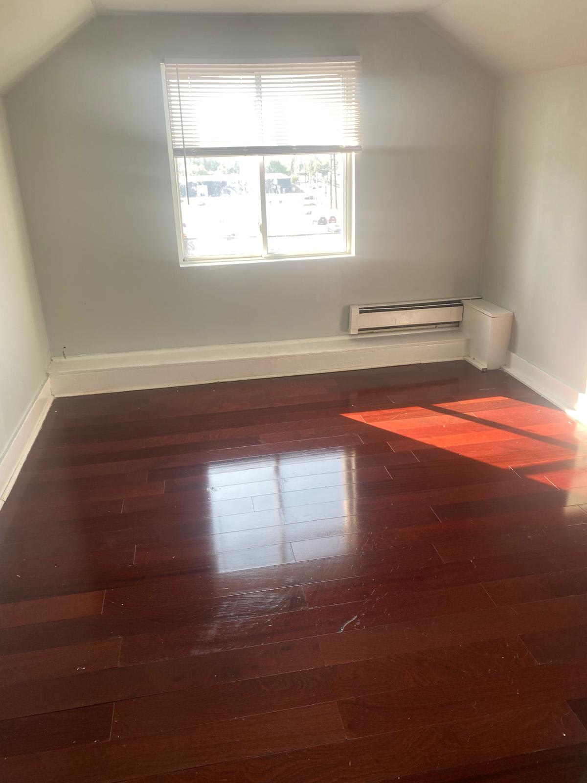 1132 Wolf Street 4 – photo 5