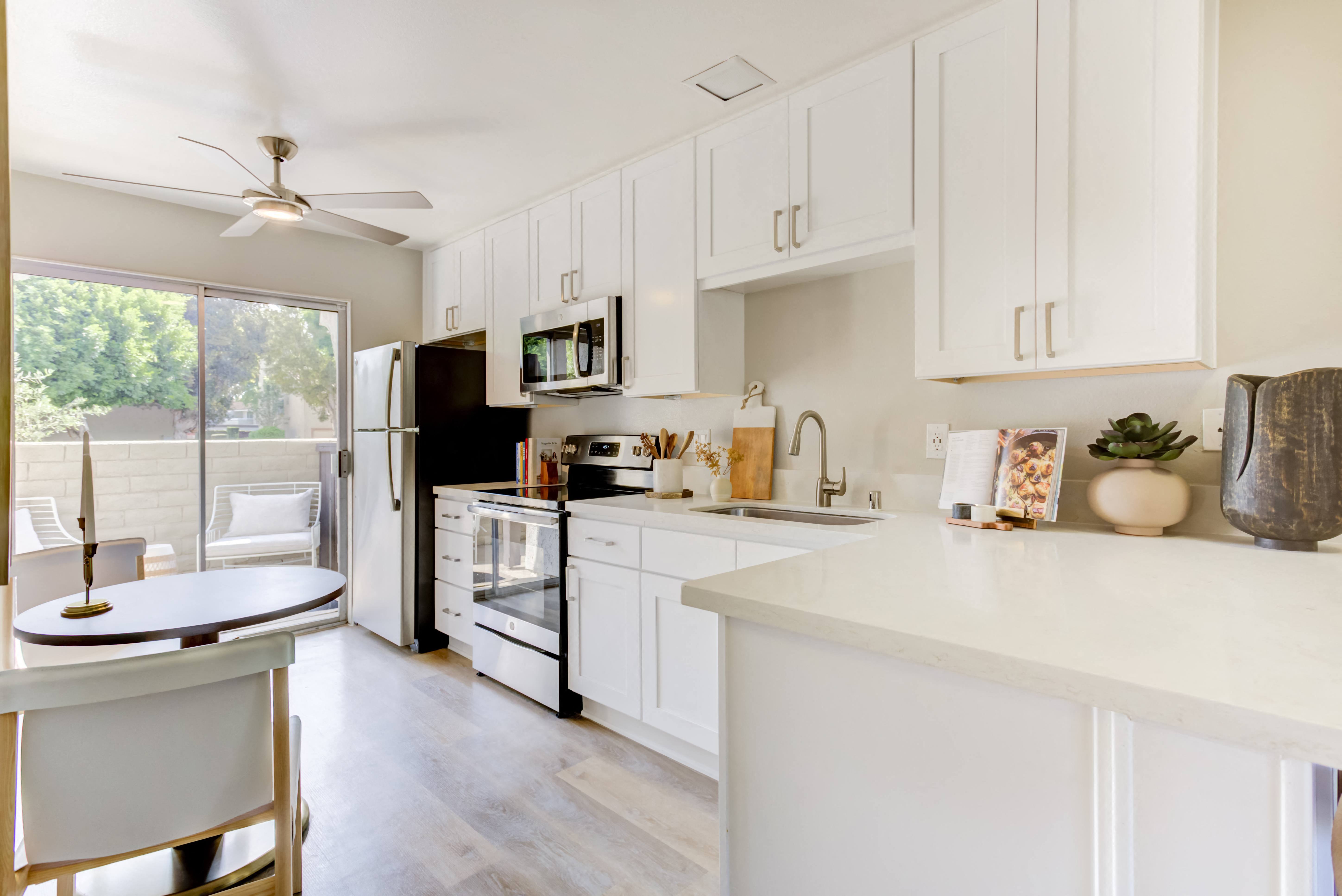 Terra Camarillo – photo 1