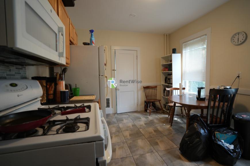 46 Tremont St. – photo 5