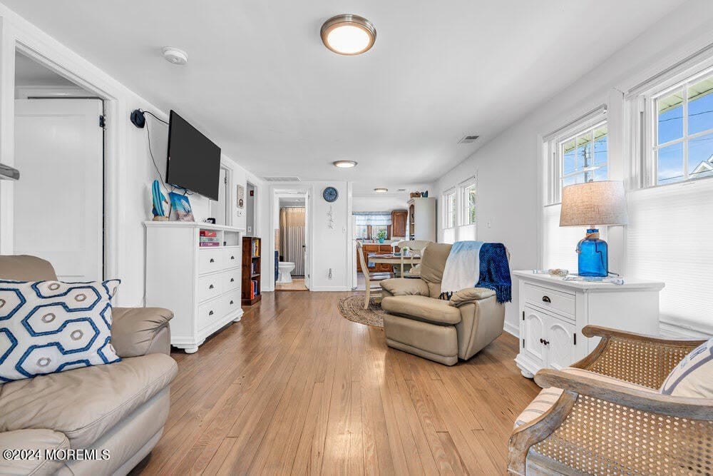 123 16th Avenue – photo 4