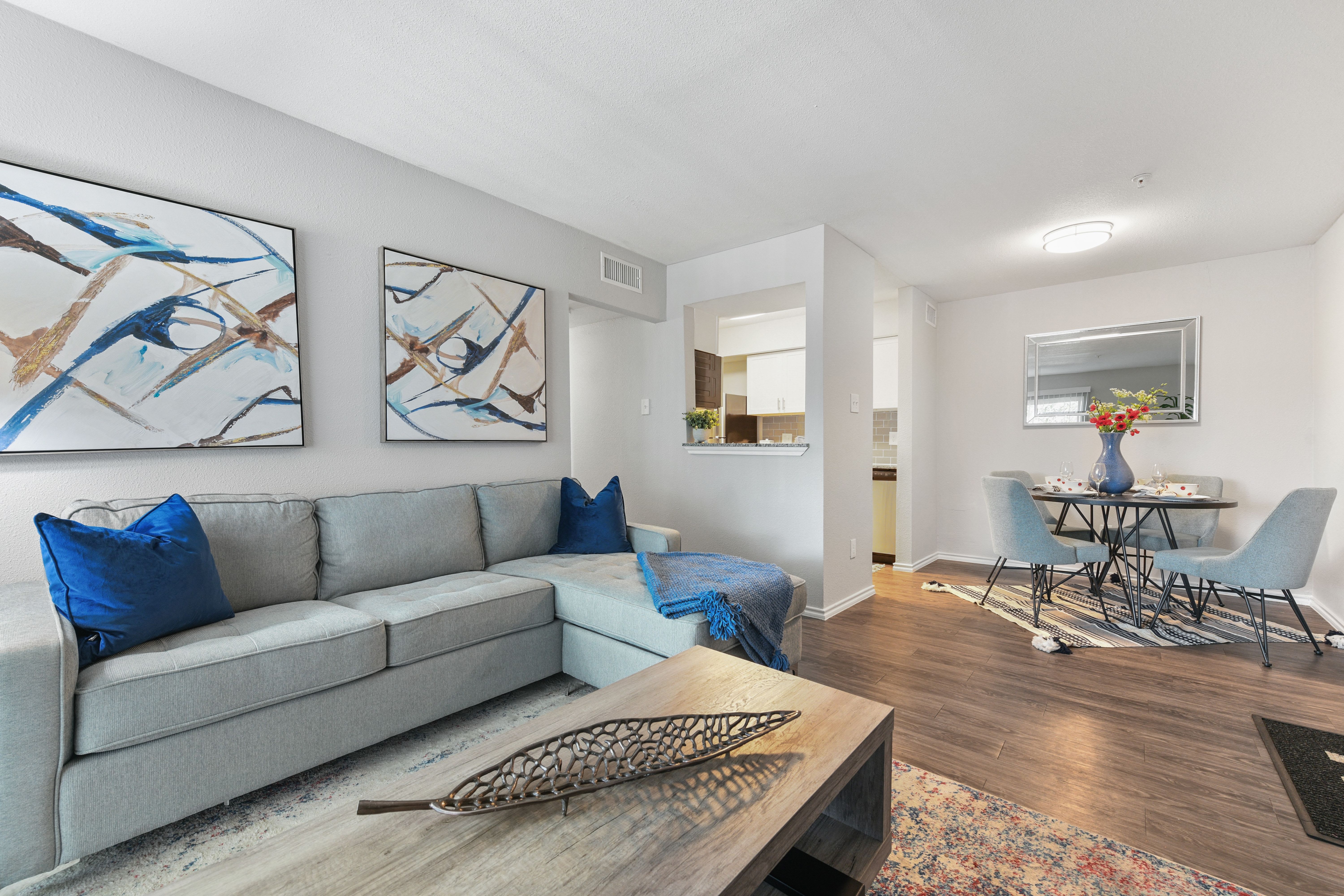 The Broadway Apartment Homes – photo 5