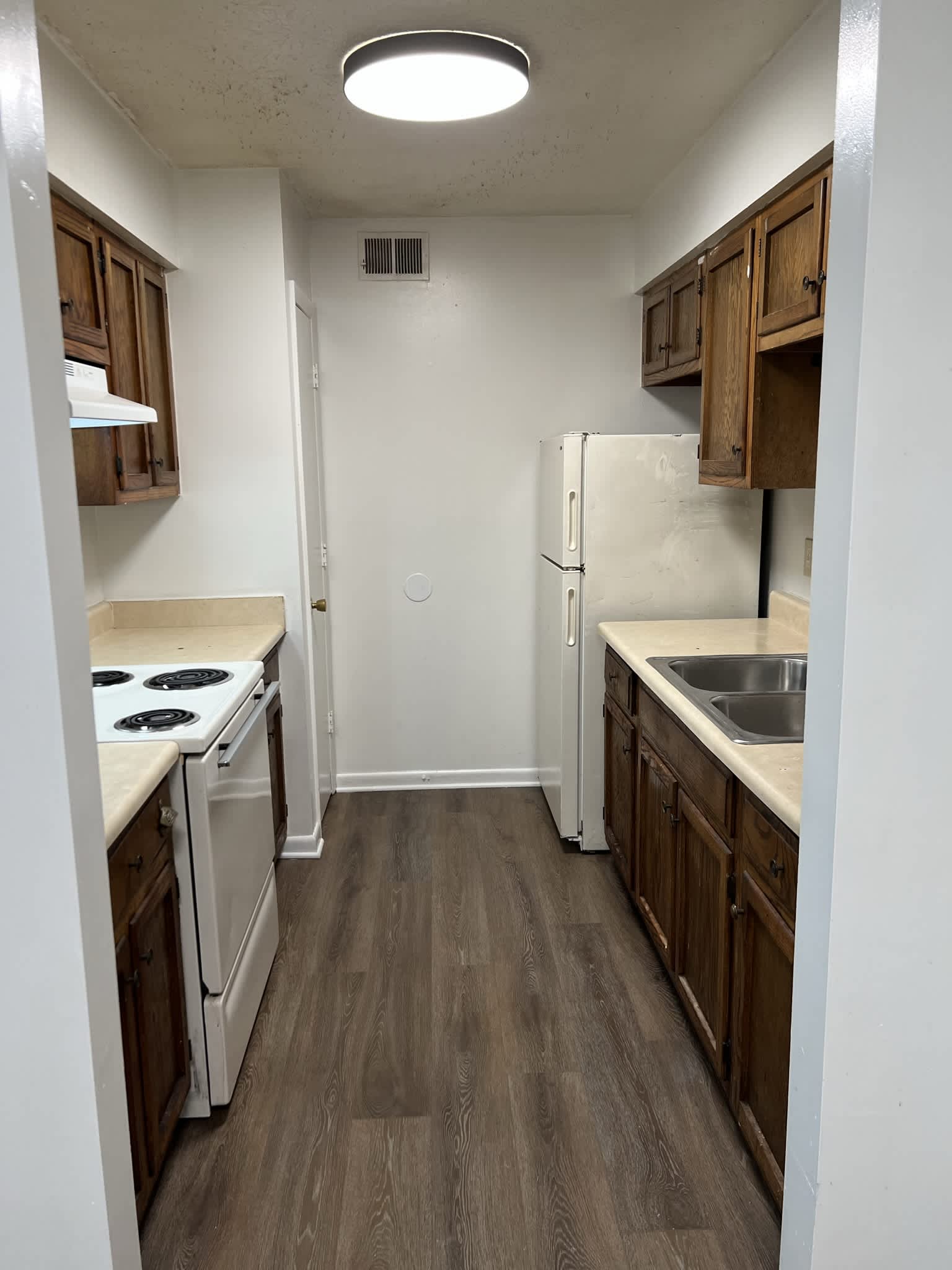 107 Hillview Apt Drive – photo 1