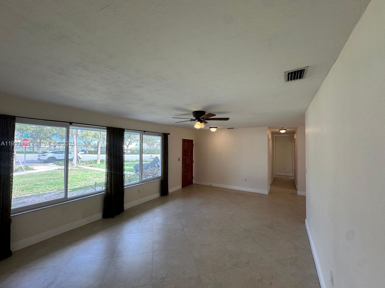 18600 Southwest 97th Avenue – photo 5