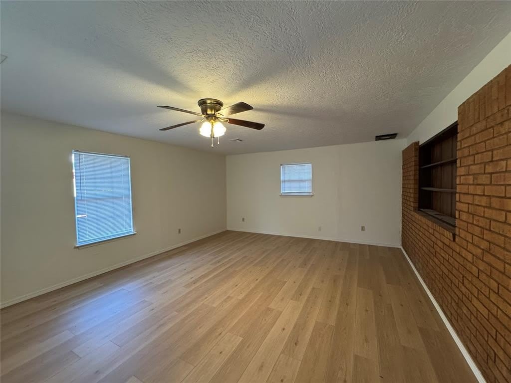 4765 Spiva Drive – photo 4