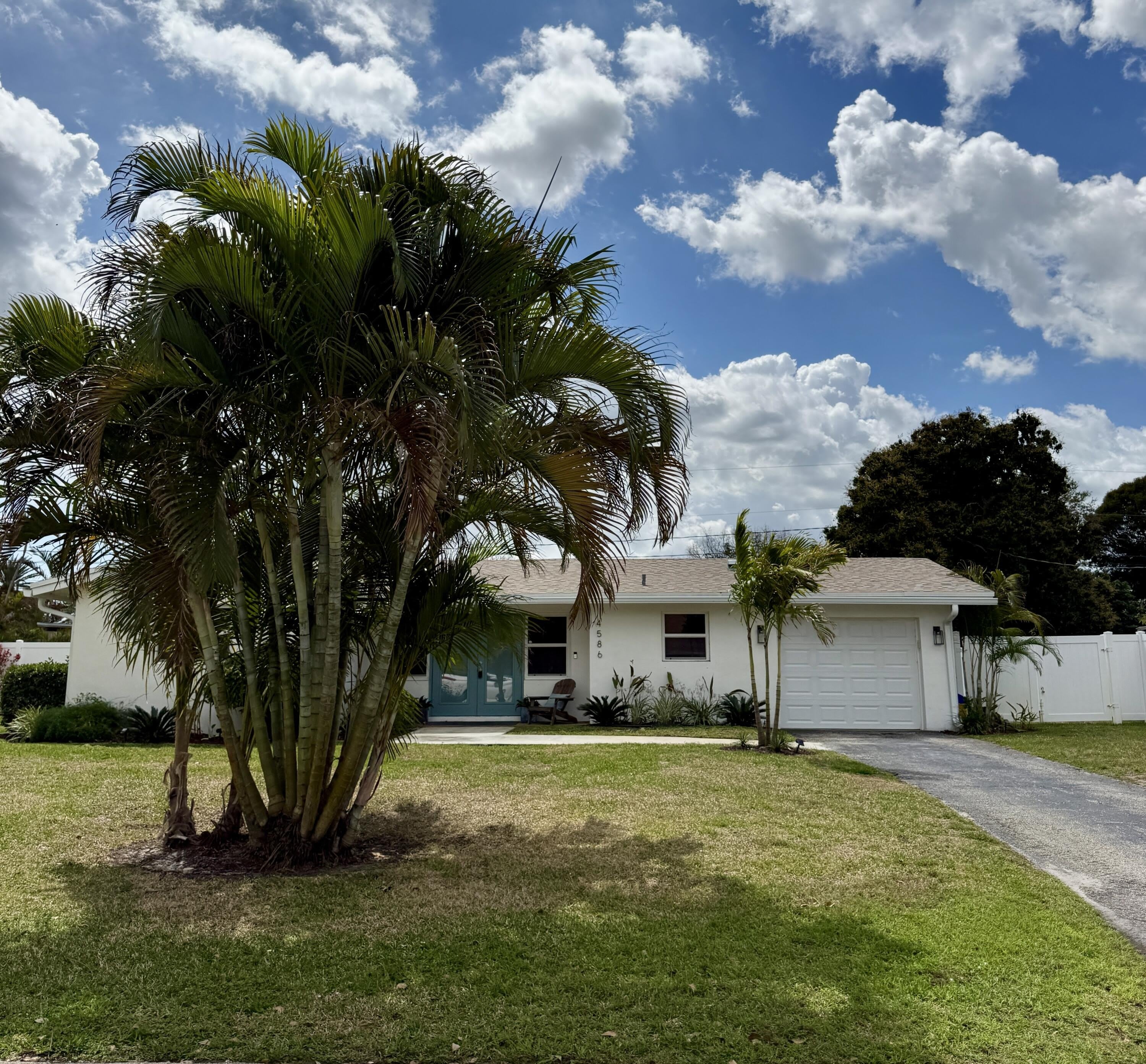 4586 Ellwood Drive – photo 4