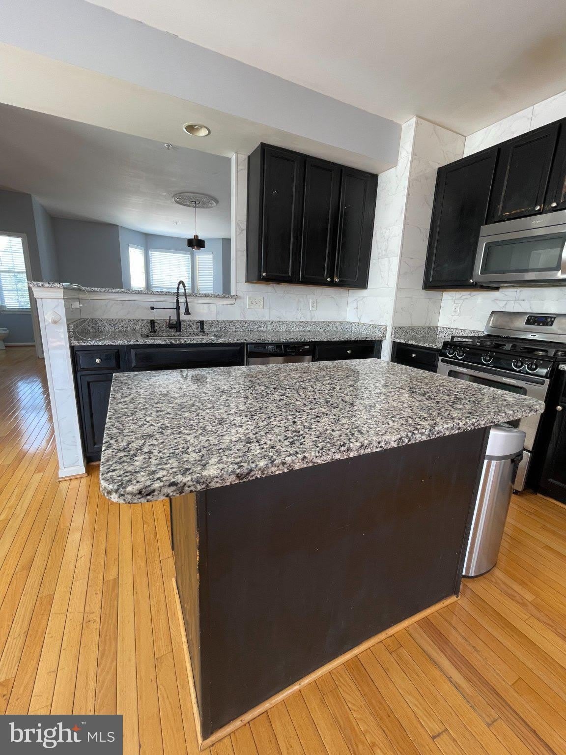 5427 UPPER MILL TERR S – photo 4