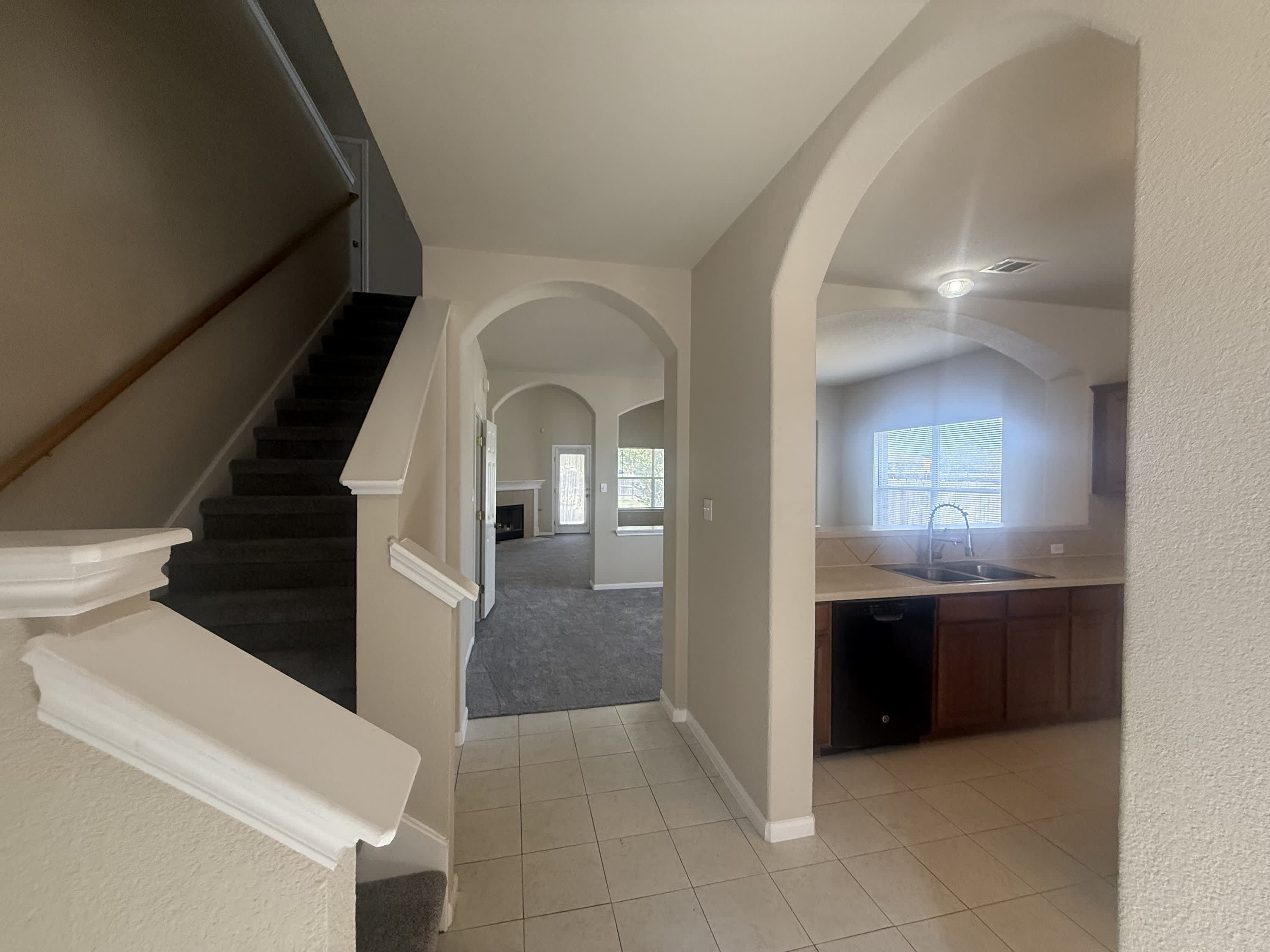 811 Shadow Creek Boulevard – photo 4