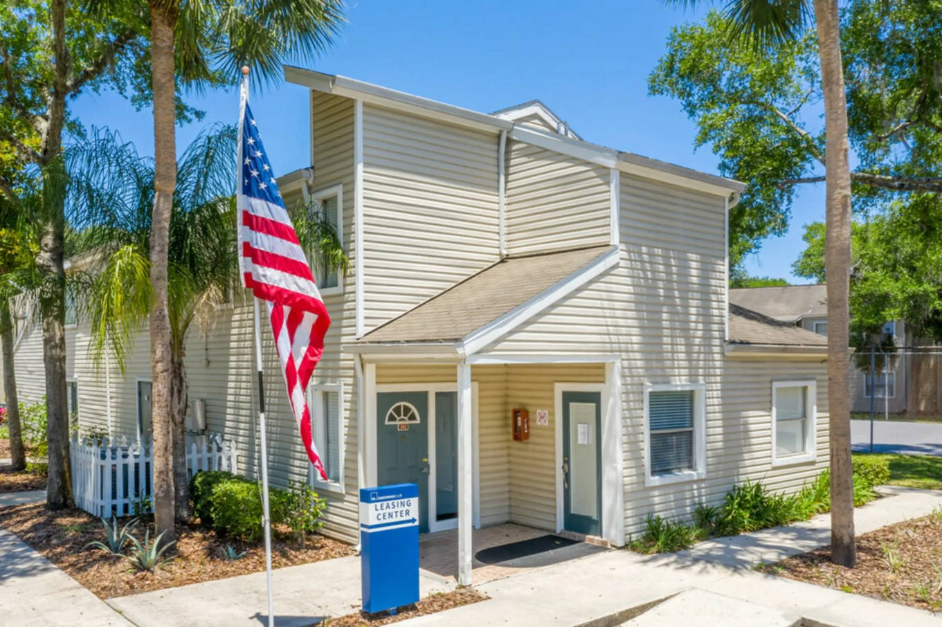 Creekwood Apartments – photo 2