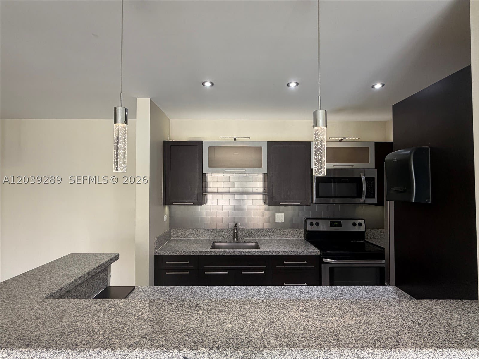 13872 SW 90th Ave – photo 5