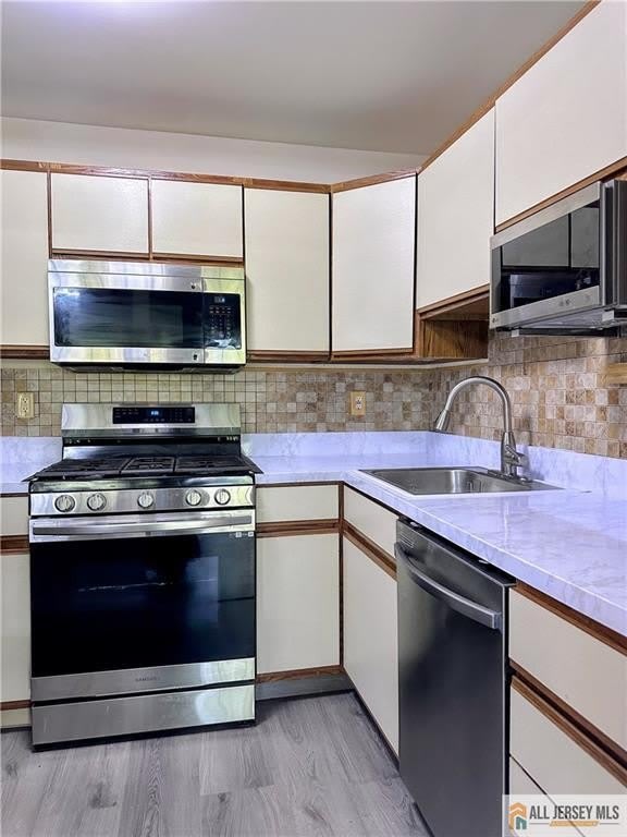 1211 Woodhaven Drive – photo 5