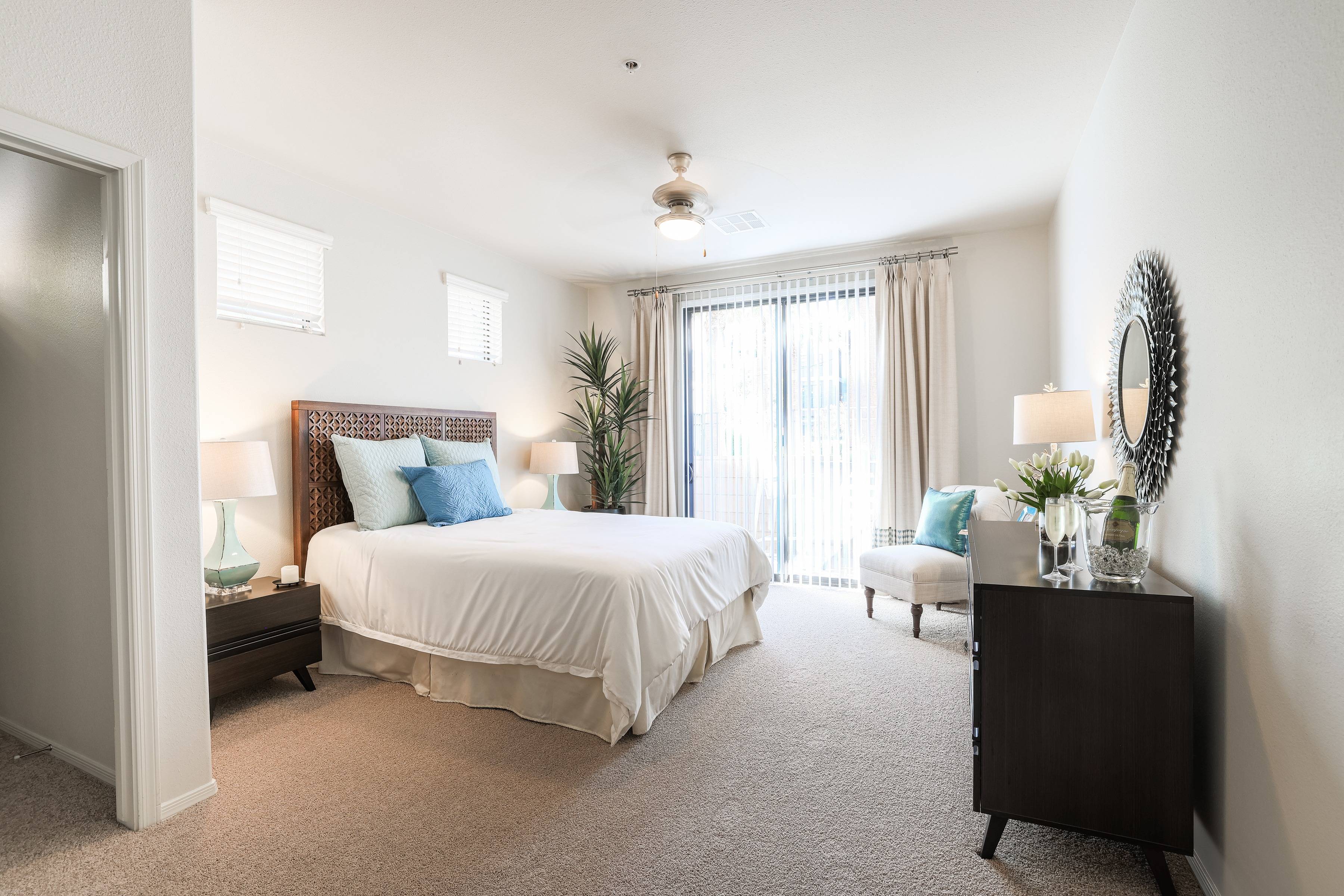Liv Ahwatukee – photo 1