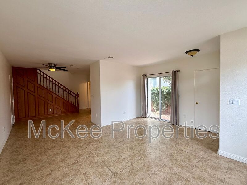 4734 E. Mountain View Drive – photo 4