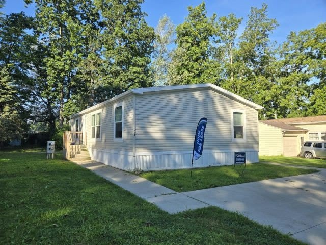 61 S Whispering Drive – photo 1