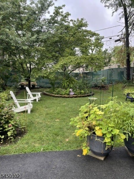 74 Forest St – photo 4