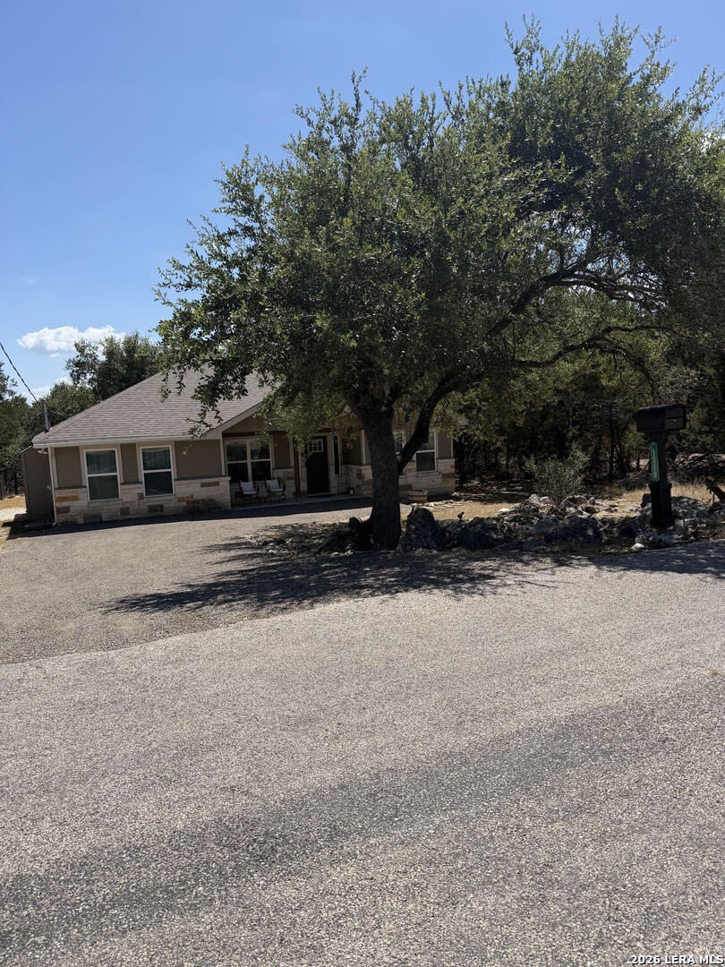 1518 BOB WHITE DR – photo 2
