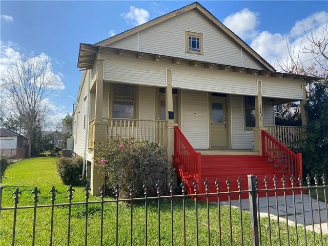 1101 L B LANDRY Avenue – photo 1
