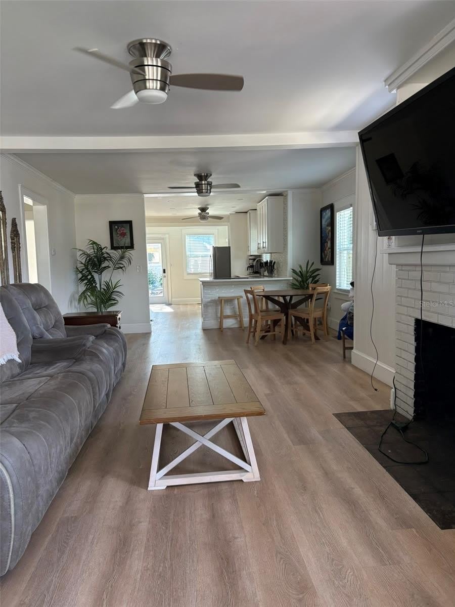 2570 LOMA LINDA Street – photo 2