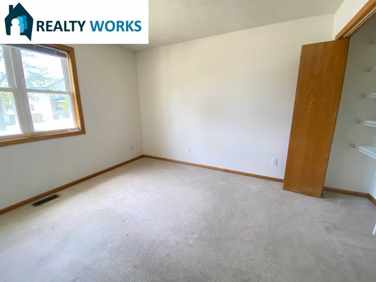 Stunning 4 bedroom Home! – photo 5