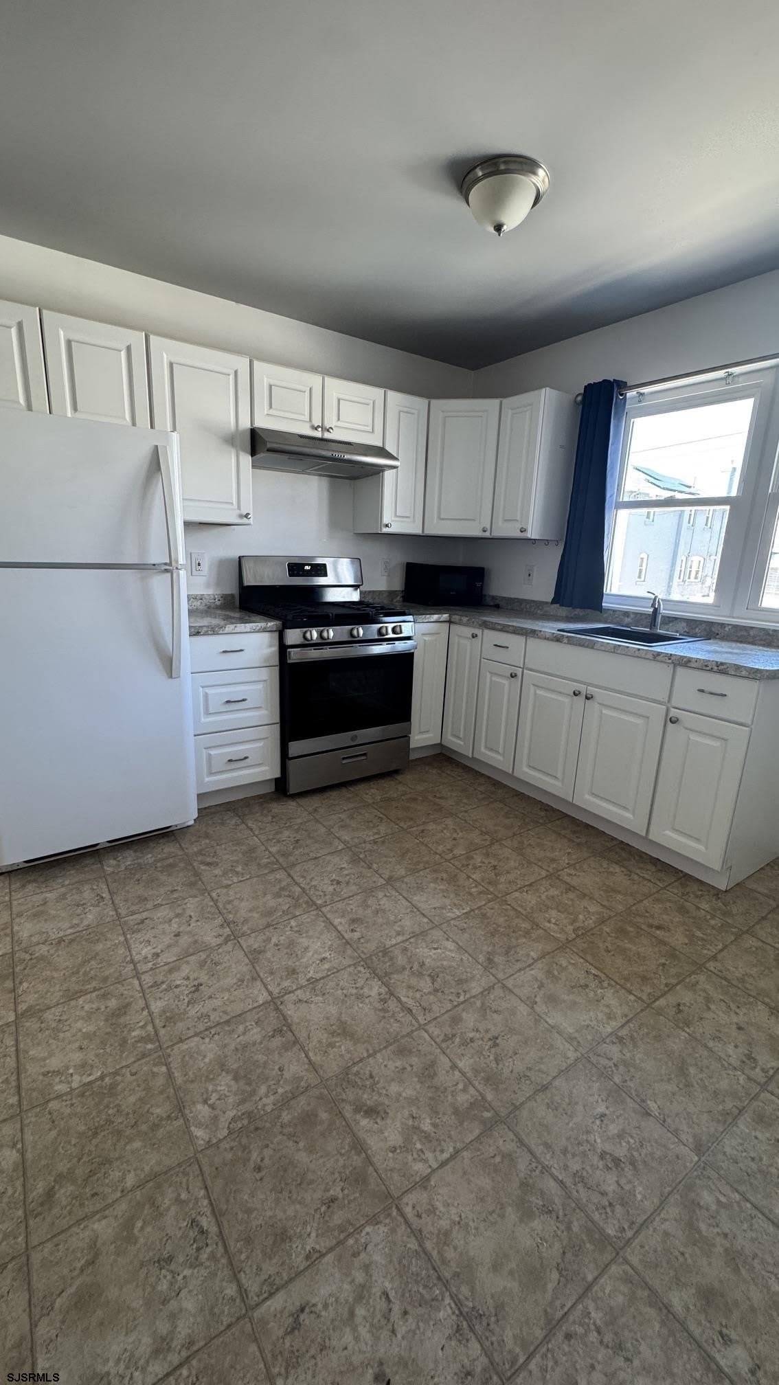 114 N Baltimore Ave #1 – photo 5