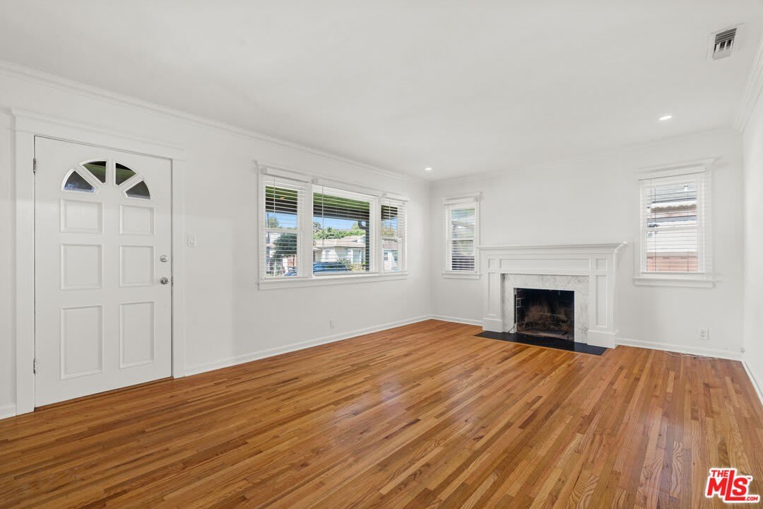 4352 Globe Ave – photo 4