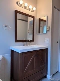 328 E Elmwood Avenue – photo 2