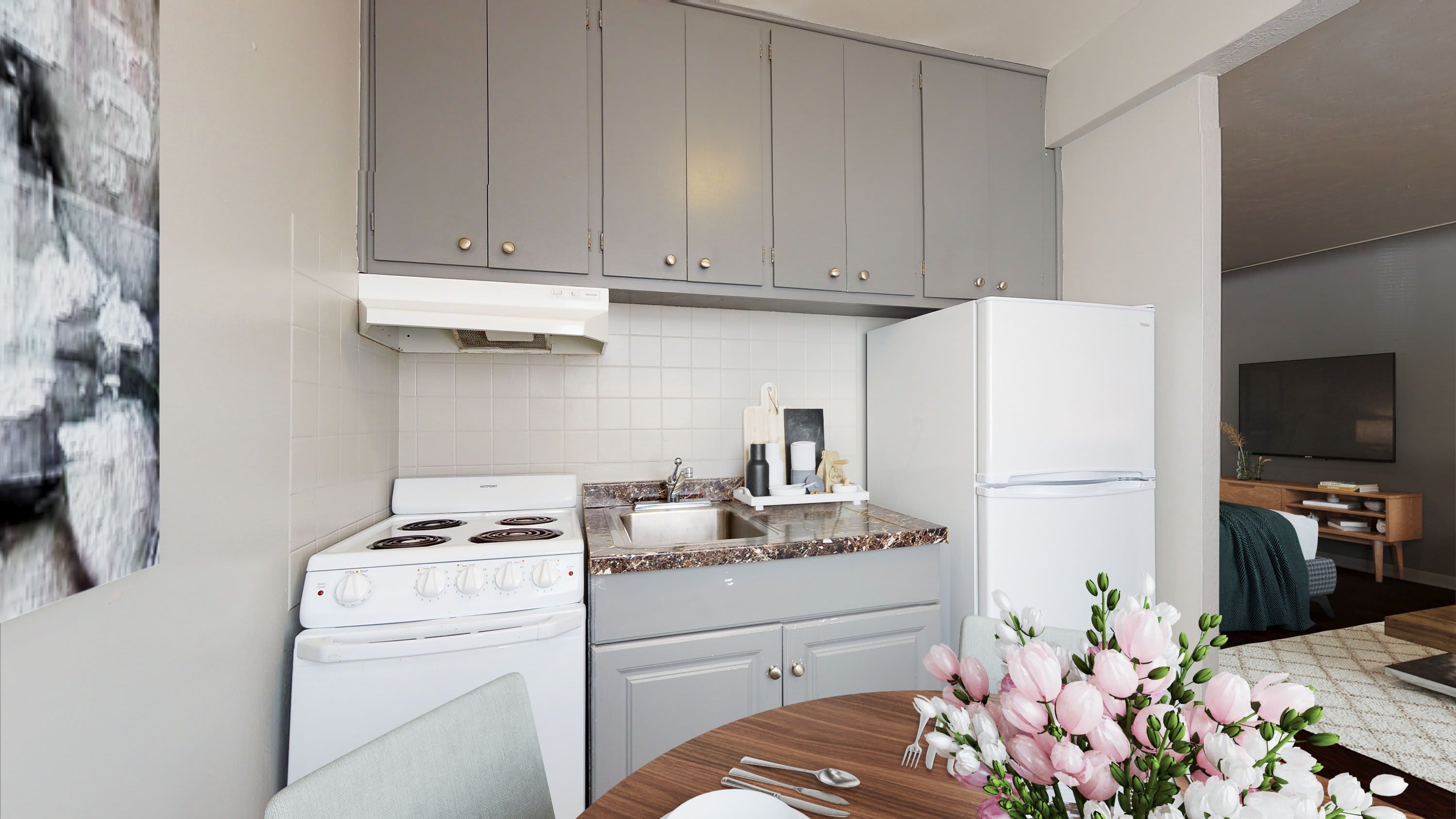 Admiral Apartments – photo 5