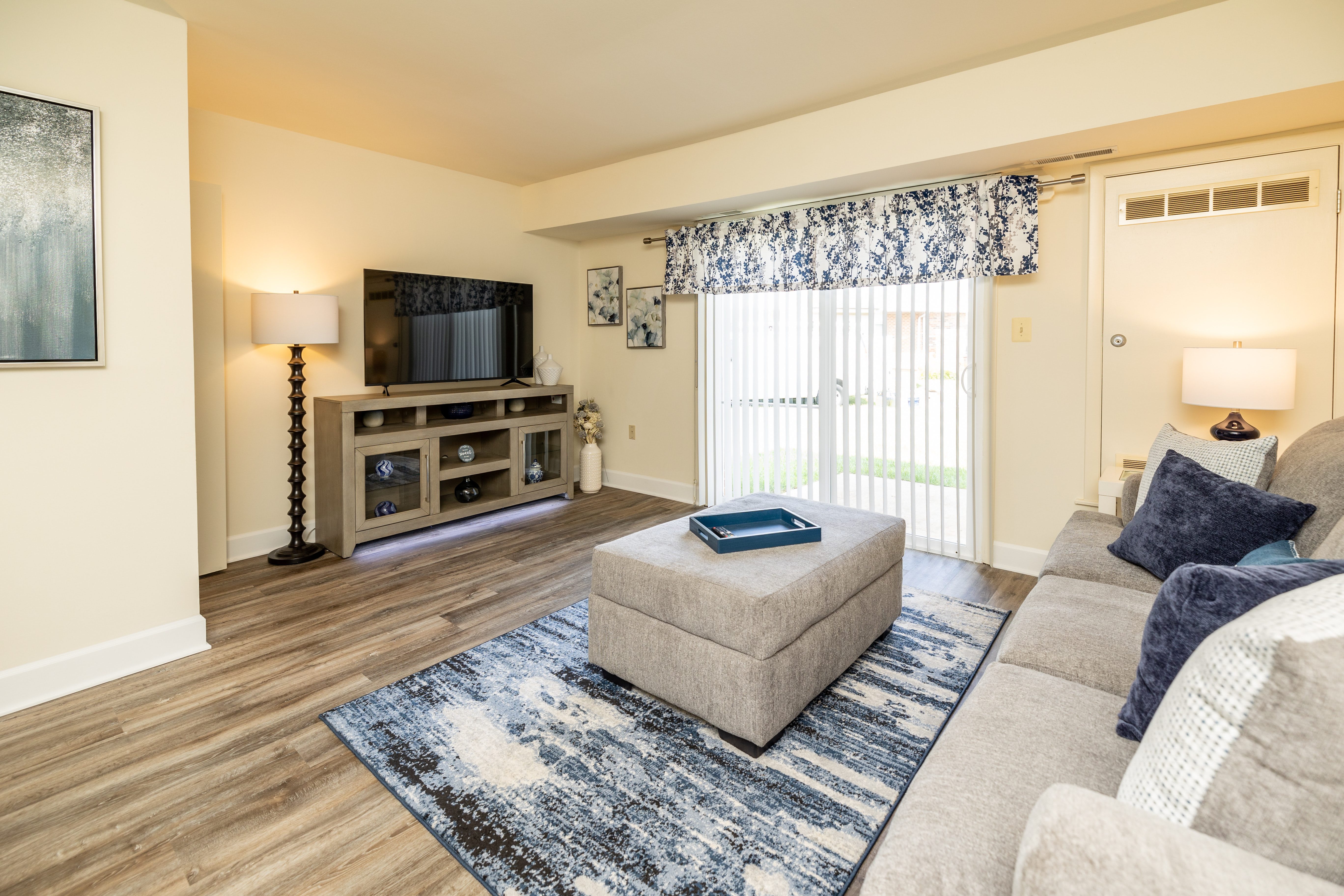 Seven Oaks Townhomes – photo 2