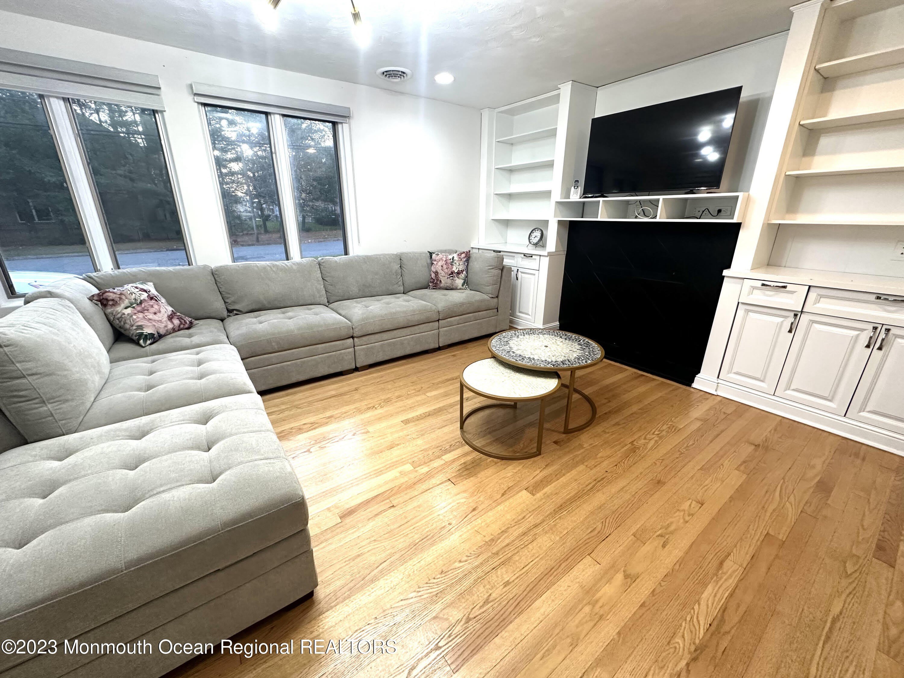 77 Pinewood Avenue – photo 5