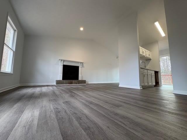 782 Fox Valley Drive – photo 2
