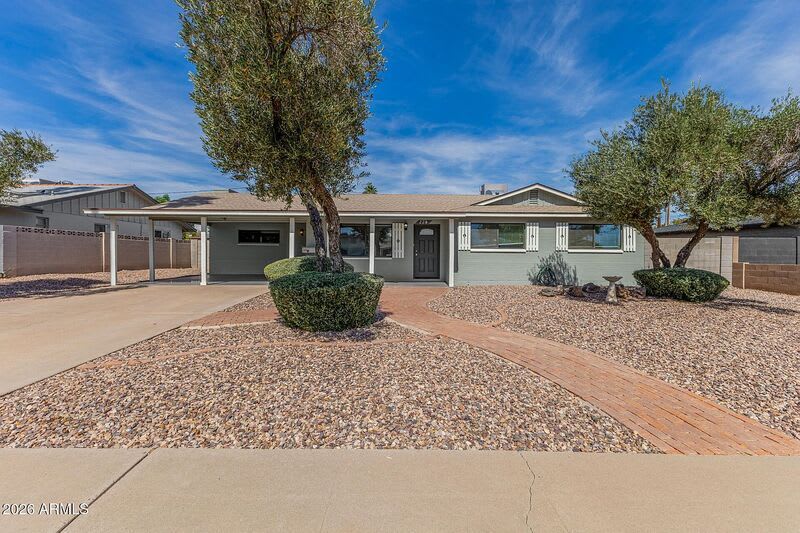 220 E MCKINLEY Street – photo 4