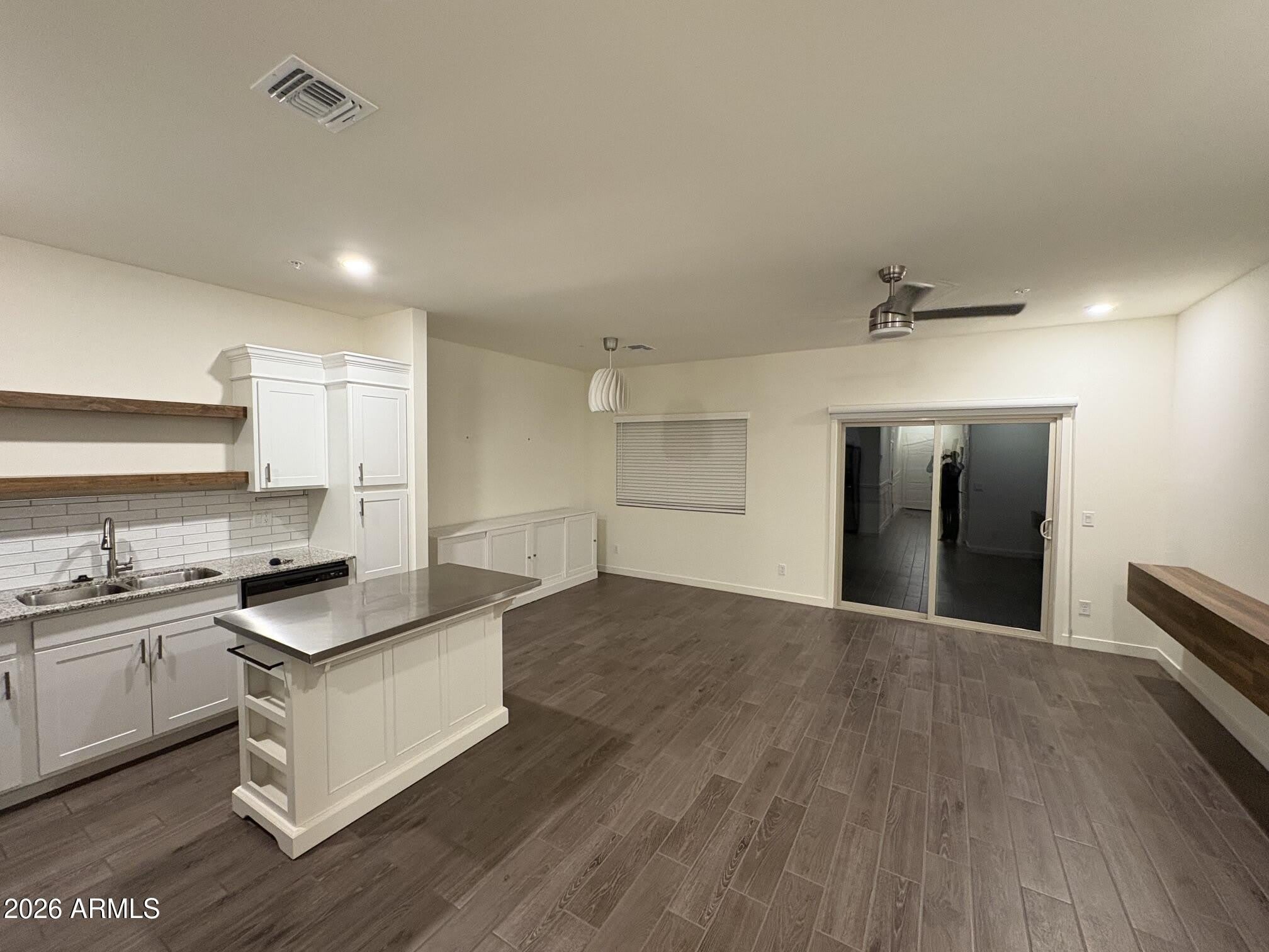 2264 W Laurie Lane – photo 3