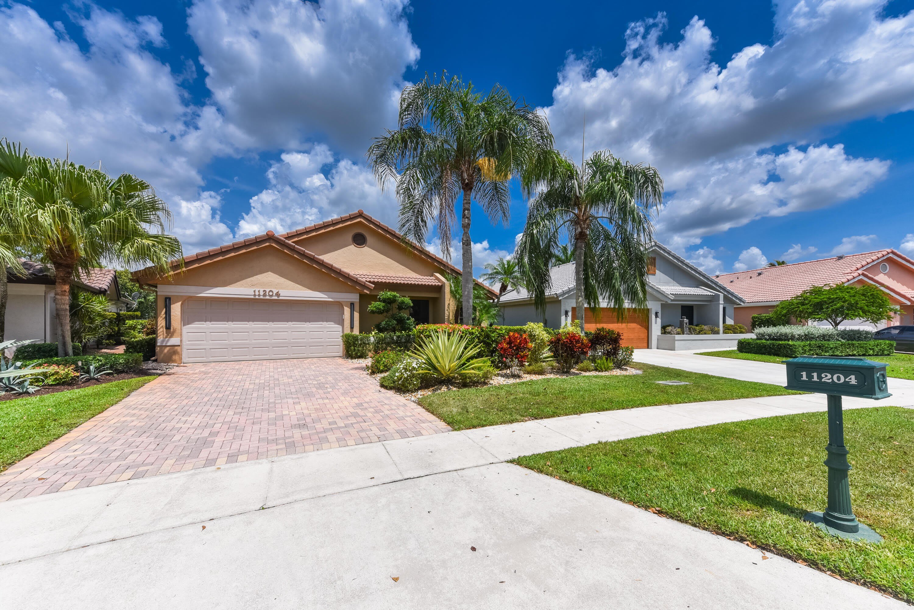 11204 Cloverleaf Circle – photo 3