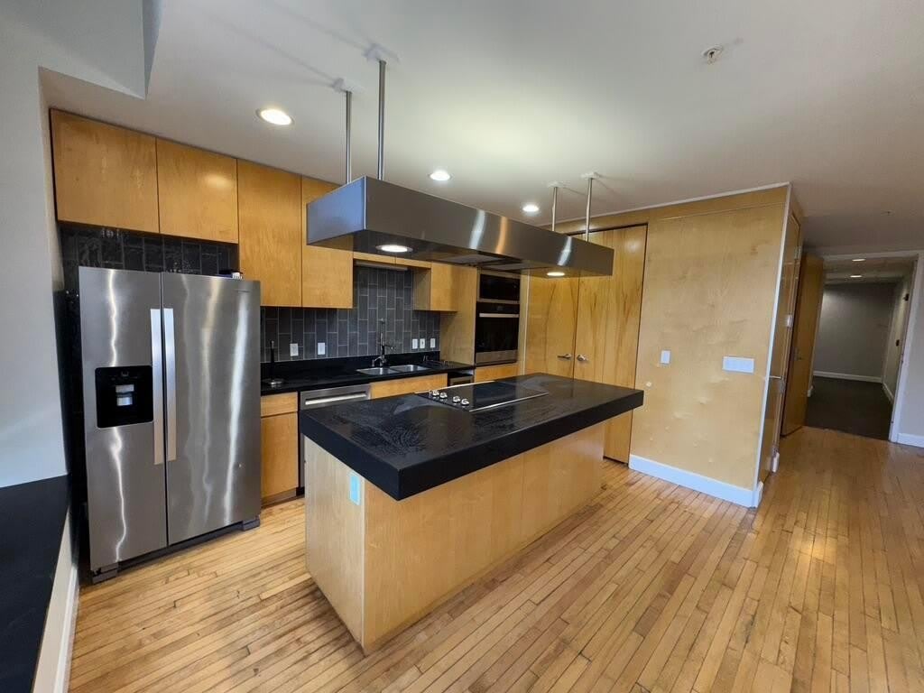106 N High Street – photo 5