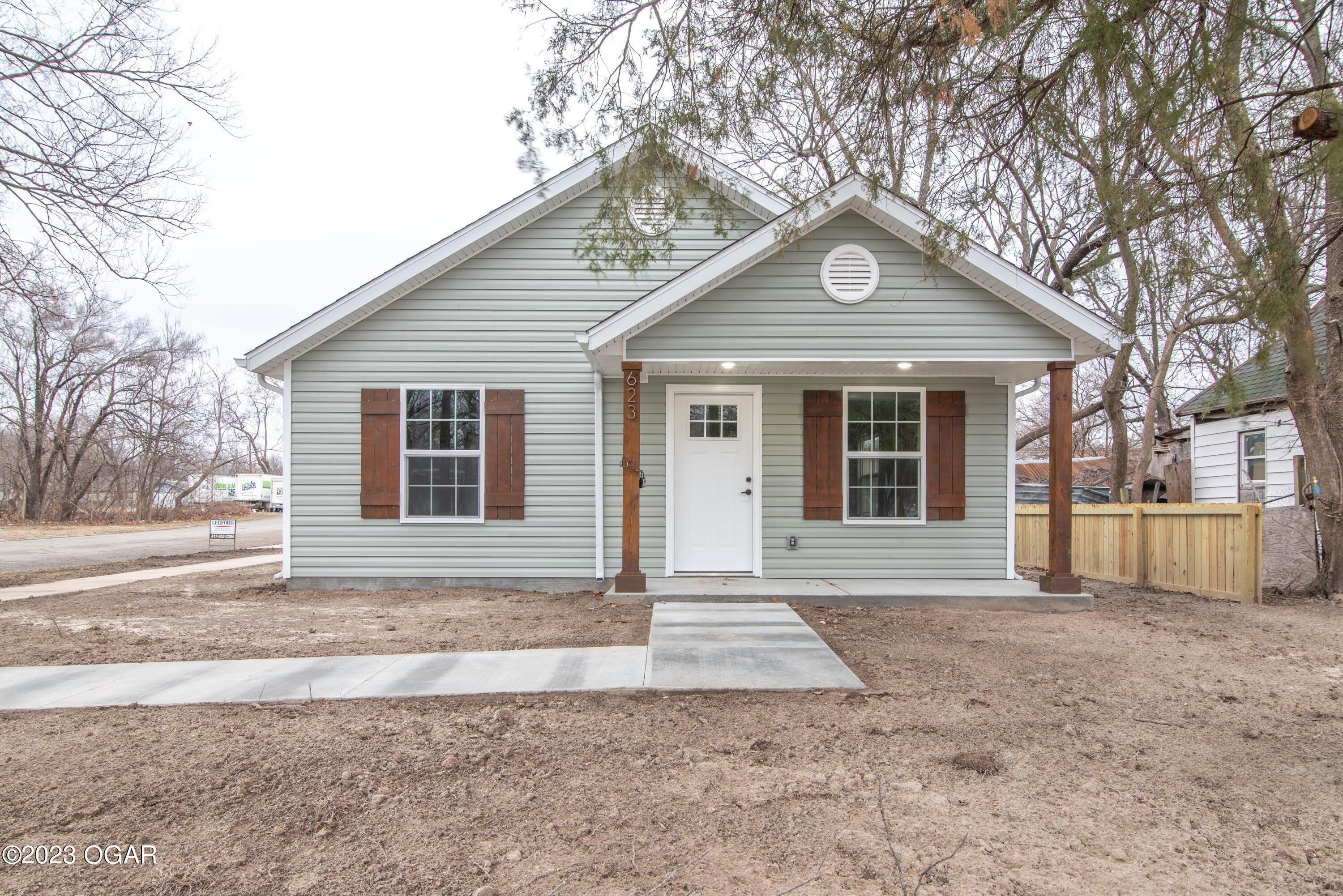 623 W Junge Boulevard – photo 1