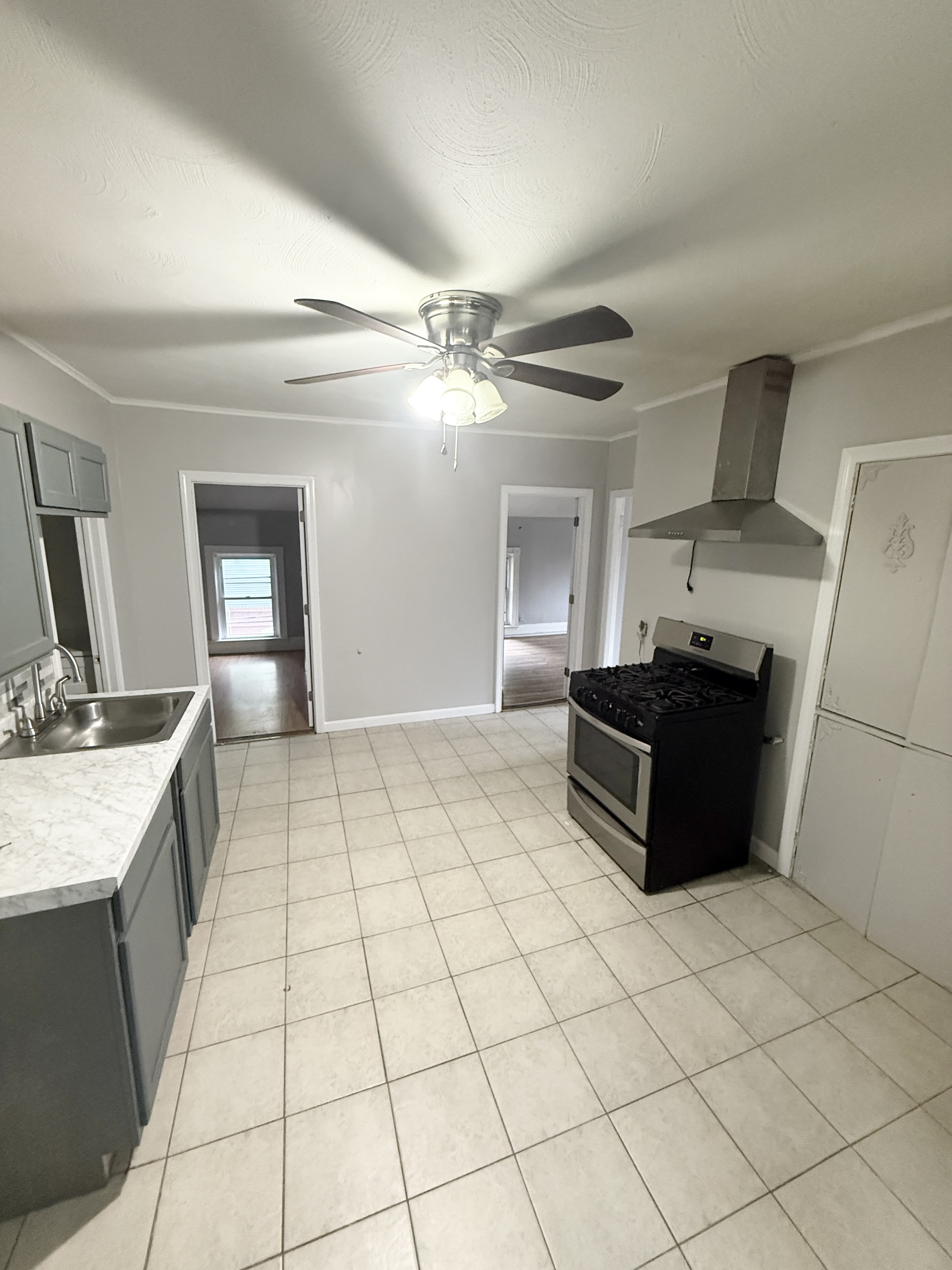 94 Cumerford Street – photo 2