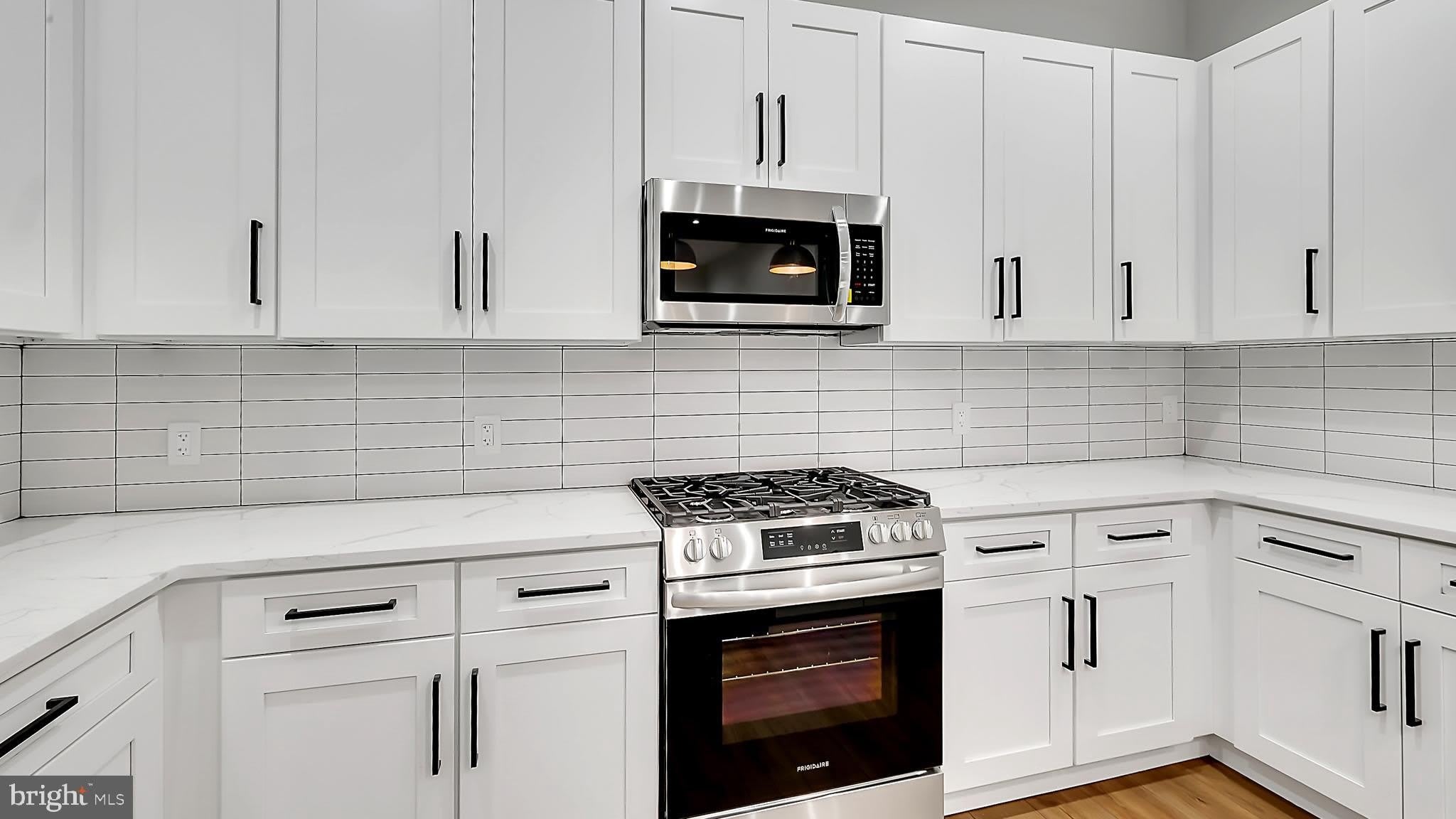 1225 WASHINGTON Boulevard – photo 3