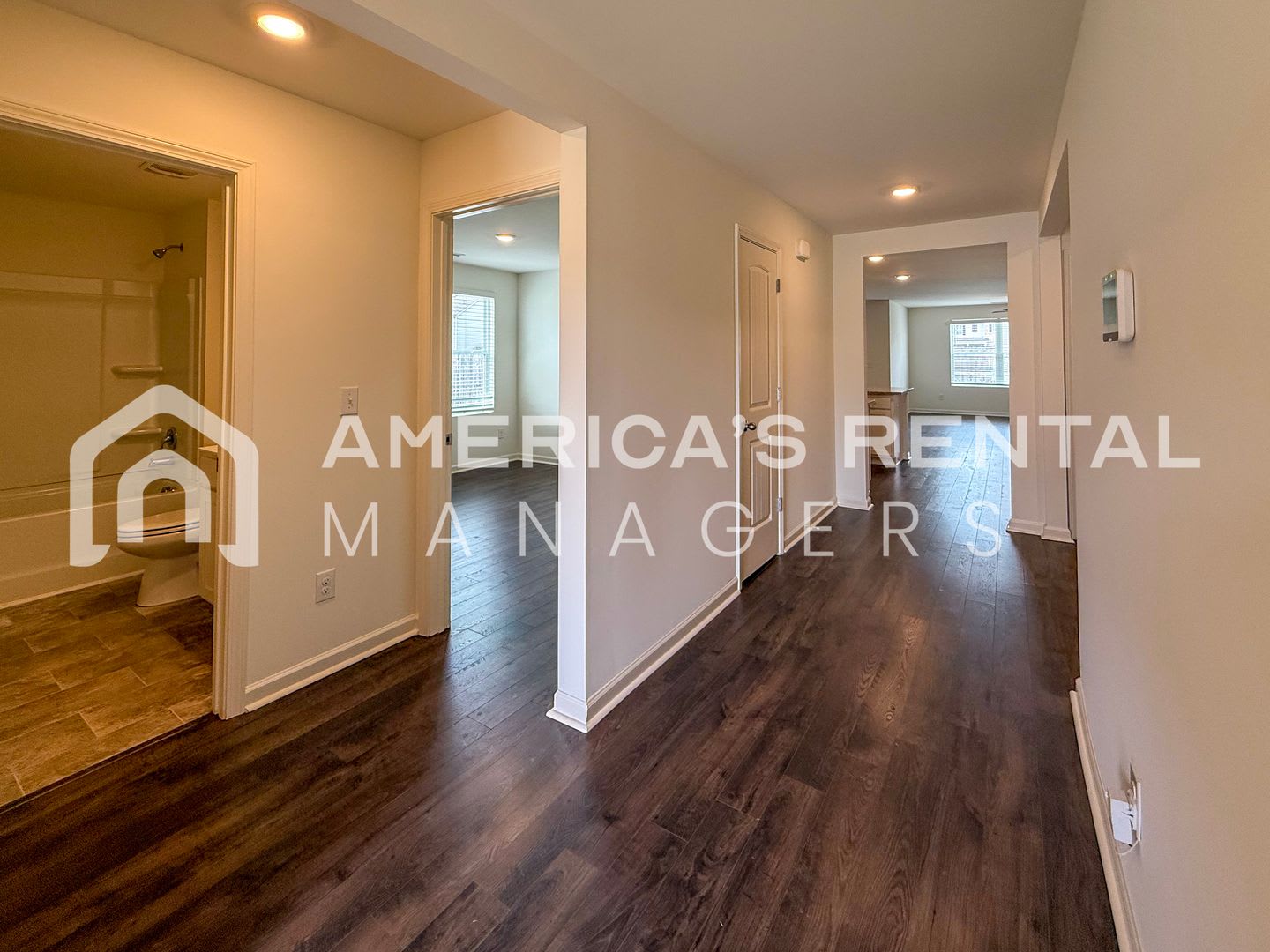 Move In Special Available Now Call Today To Schedule A Showing Sign A 13 Month Lease By 8 31 26 To Receive Half Off One Month S Rent – photo 4