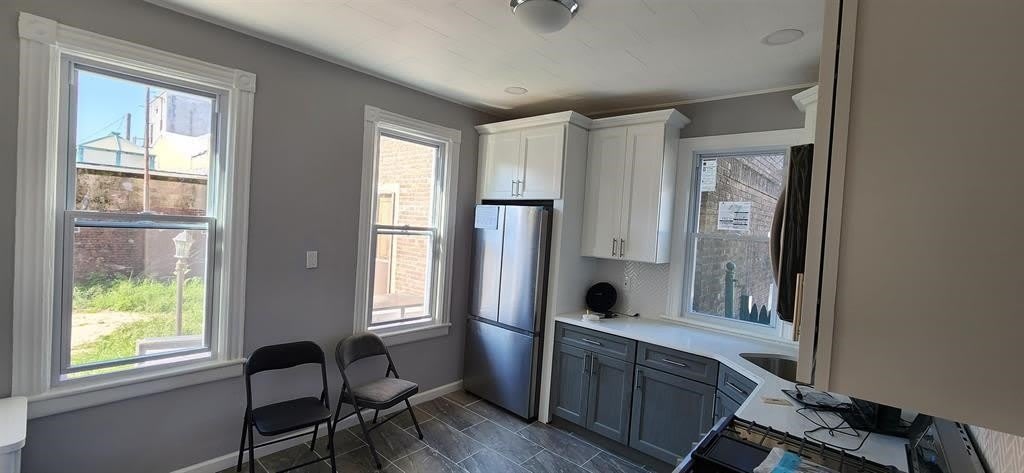 100 W 12TH ST – photo 3