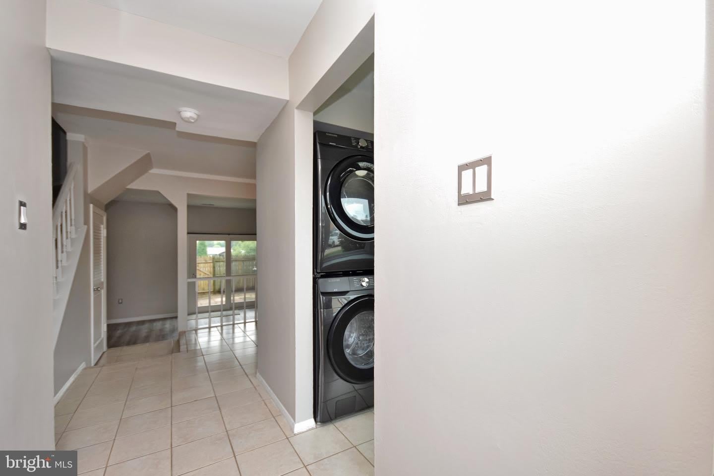8853 TEAKWOOD CT – photo 4