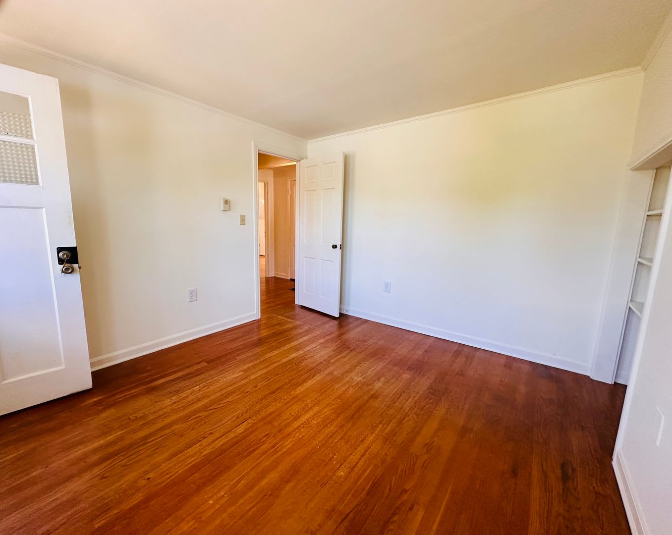 2 Bedroom, 1 Bath Apartment off South Main – photo 5