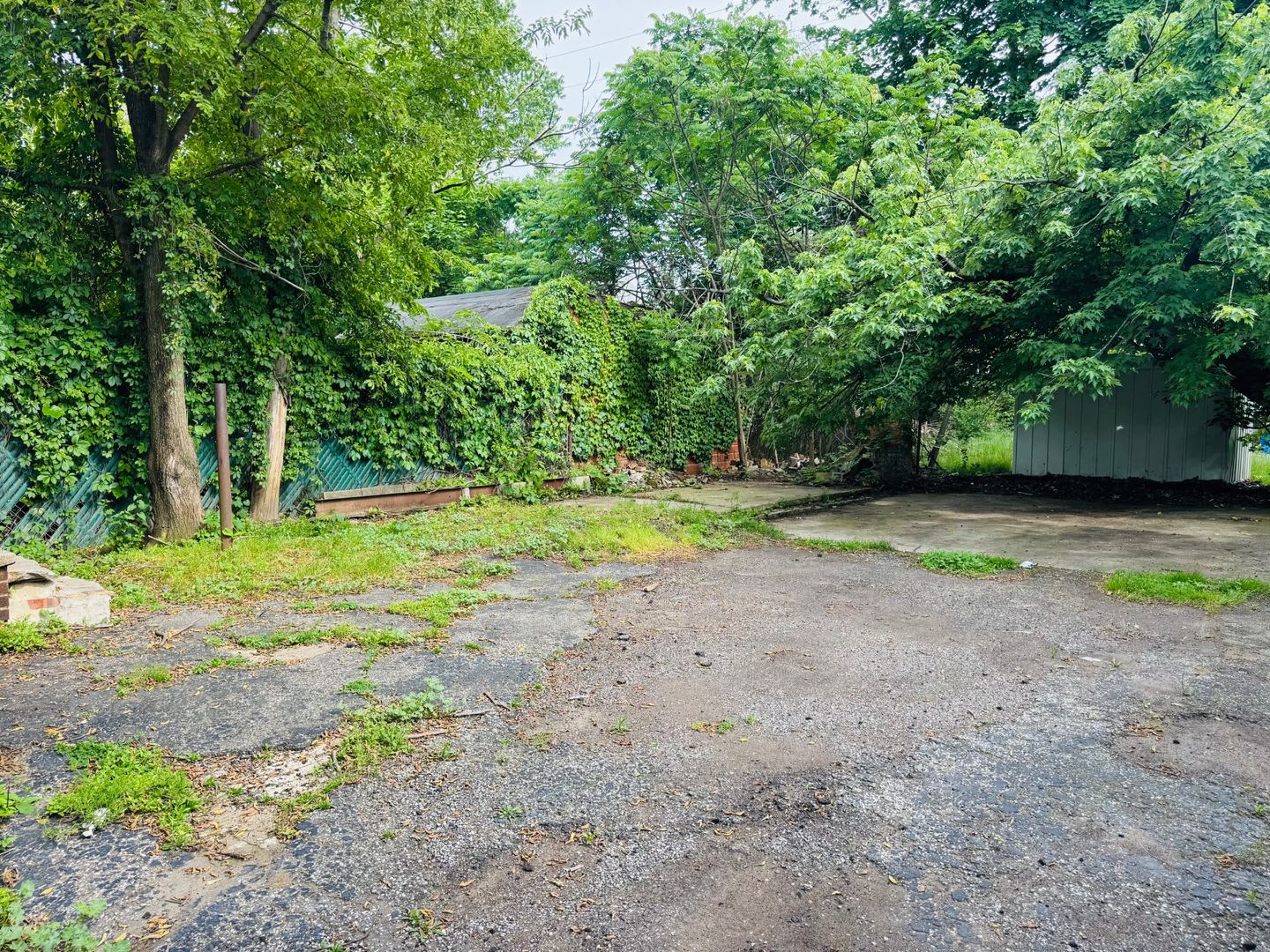 Charming 3 Bedroom Property In Prime Location – photo 4