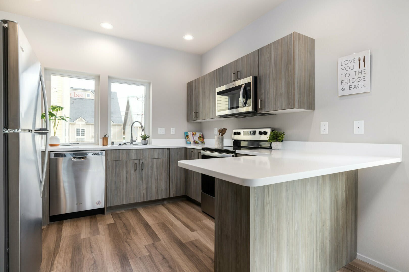 910 21st Street – photo 3