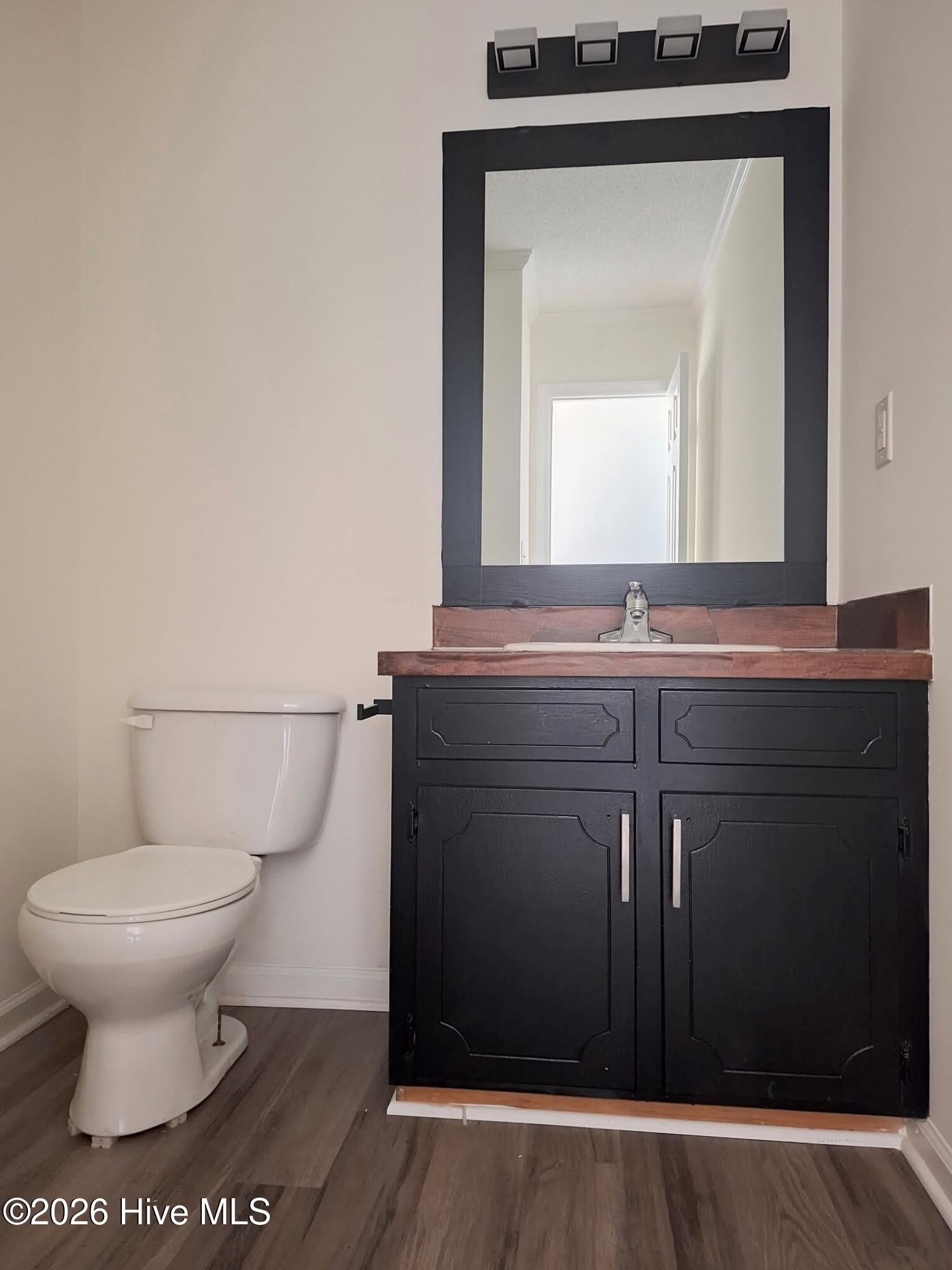 3995 Sterling Pointe Drive – photo 4