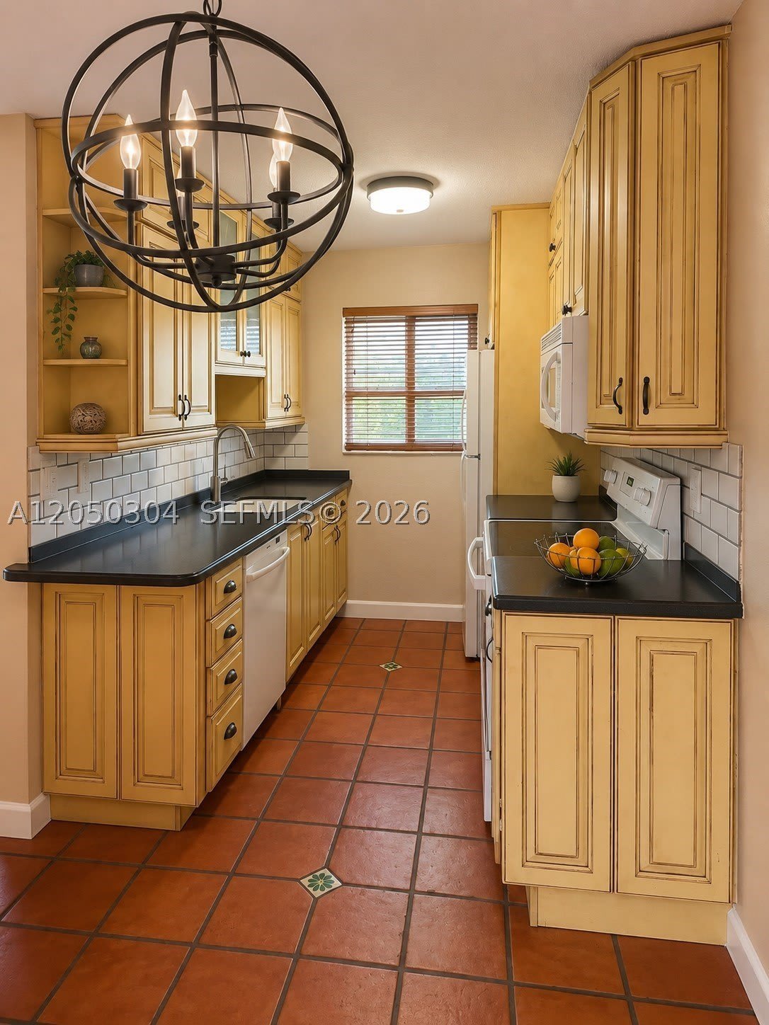 1733 Mayo St – photo 1